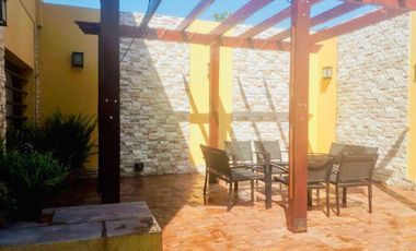 Casa - Monte Grande - En excelente ubicación  - Venta