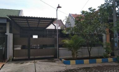 Rumah Griya Permata Gedangan* _Kondisi Bagus Siap Huni Lokasi Strategis dekat dengan Surabaya_