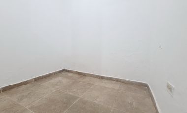 COD. 643 - SE ARRIENDA CASA - BARRIO: EL SOCORRO