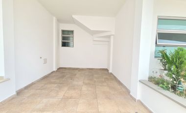 COD. 643 - SE ARRIENDA CASA - BARRIO: EL SOCORRO