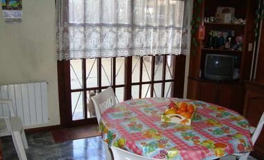 Chalet en venta en Wilde Centro