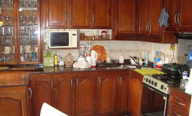 Chalet en venta en Wilde Centro