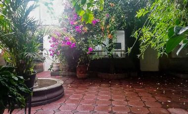 CASA EN VENTA EN SANTA MONICA