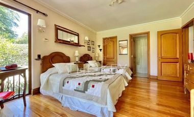 Casa Venta 5 Dormitorios Club Golf Lirios Piscina - Requínoa