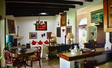 Muy bonita casa en exclusivo condominio en Sumiya