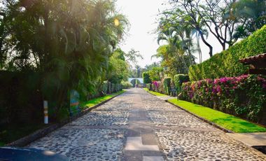 Muy bonita casa en exclusivo condominio en Sumiya