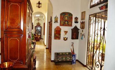 Muy bonita casa en exclusivo condominio en Sumiya