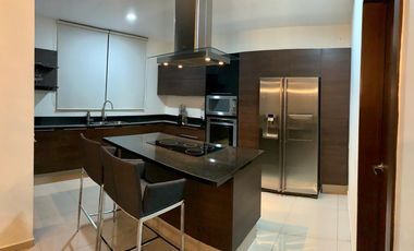 Casa En Venta En Senderos De Monte Verde.