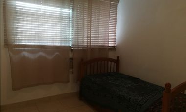 ALQUILO APARTAMENTO ALBROOK