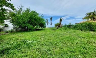 SE VENDE LOTE EN PLAYA MALIBU