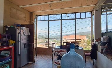 casa en venta en centro. Cod V990