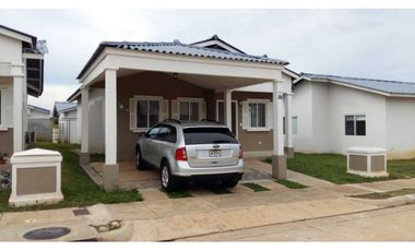 ALQUILO Y VENDO HERMOSA CASA EN ARRAIJAN PLAYA DORADA 3R