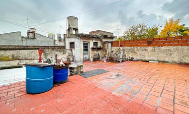 Venta Casa 4 ambientes c/patio y terraza Ciudadela