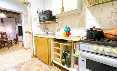 Venta Casa 4 ambientes c/patio y terraza Ciudadela