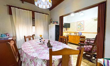 Venta Casa 4 ambientes c/patio y terraza Ciudadela