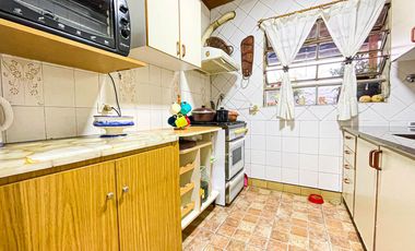 Venta Casa 4 ambientes c/patio y terraza Ciudadela