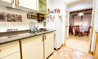 Venta Casa 4 ambientes c/patio y terraza Ciudadela