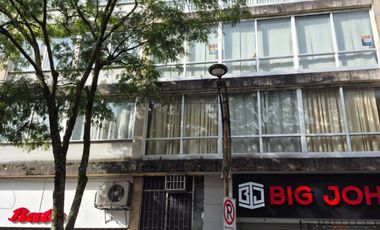 edificio en arriendo en centro. Cod A21180