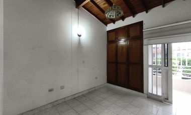 casa en venta en avenida libertadores. Cod V31286