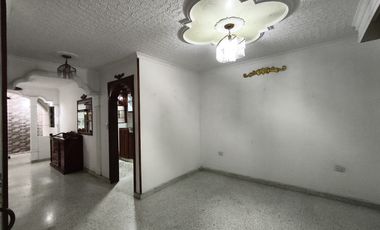 casa en venta en avenida libertadores. Cod V31286