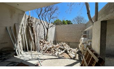 Venta de Casa de dos pisos en el Centro de Mérida, Yucatan