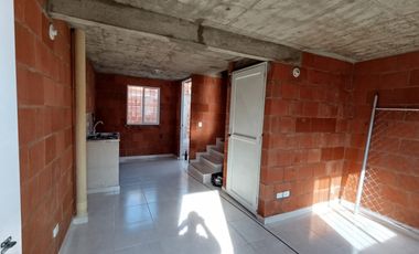 casa en arriendo en manzanares. Cod A114046