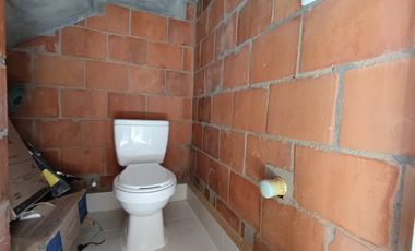 casa en arriendo en manzanares. Cod A114046
