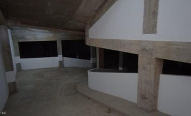 VENDO EDIFICIO DE COCHERAS CON MUY BUENA RENTA