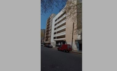 VENDO EDIFICIO DE COCHERAS CON MUY BUENA RENTA