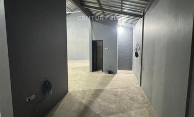 Gudang Lokasi Strategis Akses Masuk Engkel Di Kebayoran Lama