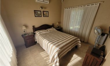 Casa en Venta- Zona Norte - 4 ambientes + Dep. Servicio