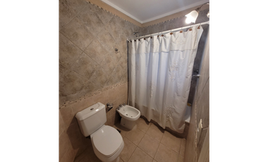 Casa en Venta- Zona Norte - 4 ambientes + Dep. Servicio
