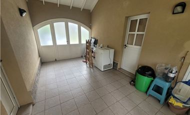 Casa en Venta- Zona Norte - 4 ambientes + Dep. Servicio