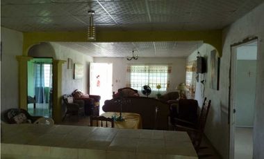 VENDO CASA EN CHAME CORONADO 5R