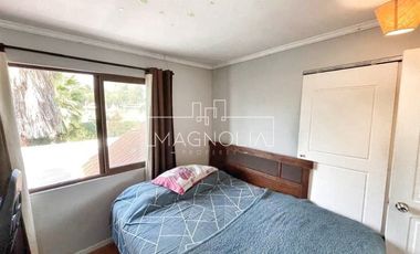 Hermosa casa en venta de 6 dorm. en Peñalolén