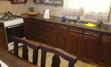 Casa para 2 Familias en venta en Ezpeleta Este