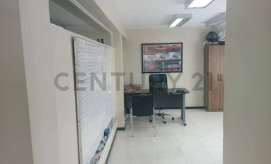CASA COMERCIAL EN ARRIENDO, LAS CONDES