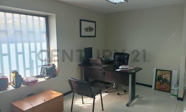 CASA COMERCIAL EN ARRIENDO, LAS CONDES