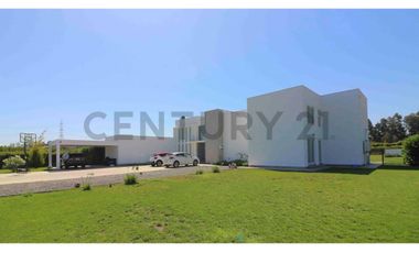 Maravillosa casa Amoblada!! Calera de tango