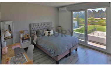 Maravillosa casa Amoblada!! Calera de tango