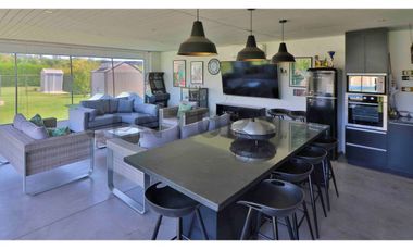 Maravillosa casa Amoblada!! Calera de tango