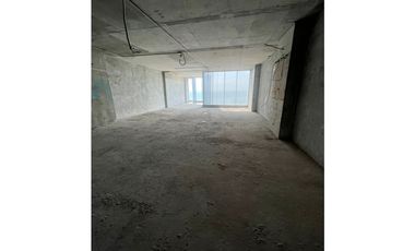 OFICINA / AVE. BALBOA / TORRE BOC INTERPLUS / 94m2 / VISTA AL MAR / YG