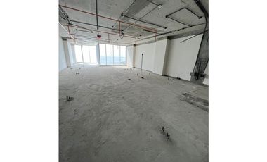 OFICINA / AVE. BALBOA / TORRE BOC INTERPLUS / 94m2 / VISTA AL MAR / YG