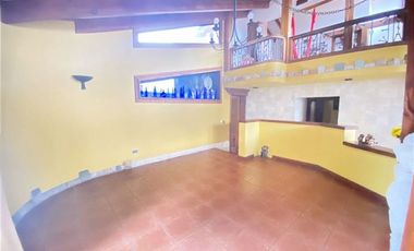 Casa- parcela de 5D/6B +quincho+bodega+piscina en Naltahua