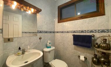 Casa- parcela de 5D/6B +quincho+bodega+piscina en Naltahua