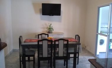 EXCELENTE PROPIEDAD 6 AMBIENTES CON FONDO, QUINCHO Y PILETA CERCA ESTACION ELPALOMAR