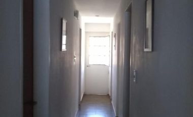 EXCELENTE PROPIEDAD 6 AMBIENTES CON FONDO, QUINCHO Y PILETA CERCA ESTACION ELPALOMAR