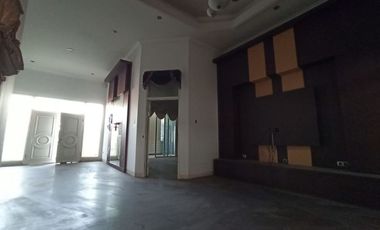 Rumah DISEWAKAN Dharmahusada Indah Elit Dkt Kertajaya Manyar