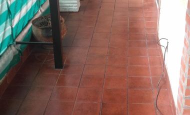 Excelente Propiedad Casa al Frente 4 ambientes Zona Billinghurst