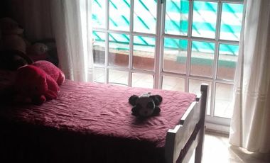 Excelente Propiedad Casa al Frente 4 ambientes Zona Billinghurst